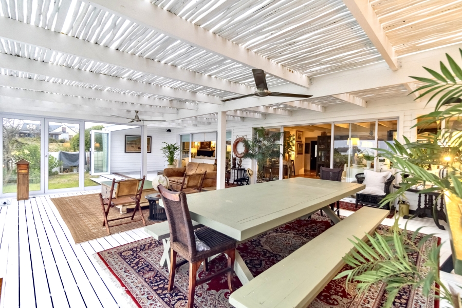 5 Bedroom Property for Sale in Grotto Bay Western Cape